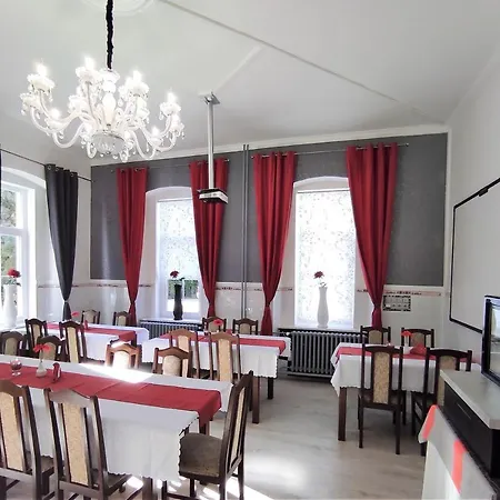 Hotel Sherwood Vojkovice Nad Ohri *