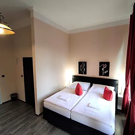 Hotel Sherwood Vojkovice Nad Ohri *