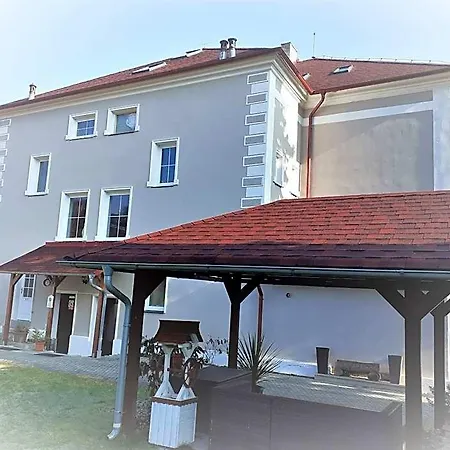 Hotell Sherwood Vojkovice Nad Ohri