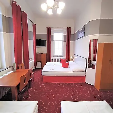 Hotel Sherwood Vojkovice Nad Ohri