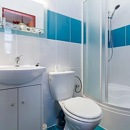 Hotell Sherwood Vojkovice Nad Ohri *