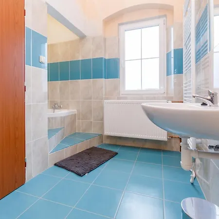 Hotell Sherwood Vojkovice Nad Ohri