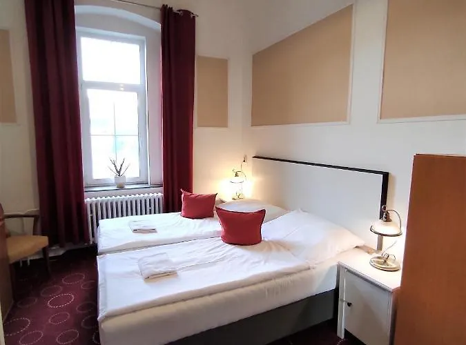 Hotel Sherwood Vojkovice Nad Ohri *