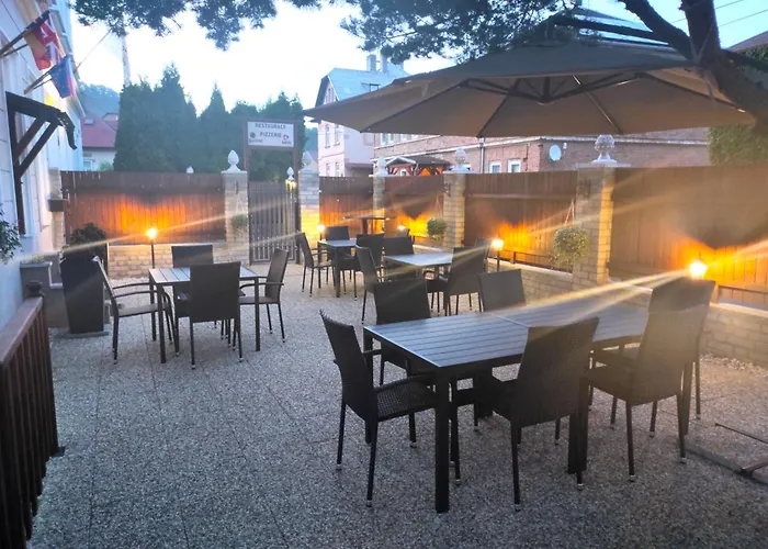 Hotel Sherwood Vojkovice Nad Ohri Wickwitz