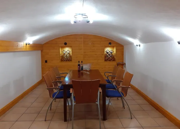 Sherwood Vojkovice Nad Ohri Hotel Wickwitz
